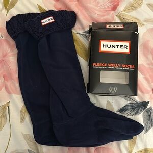 HUNTER brand navy cableknit fleece welly socks. Size M/L. Never worn